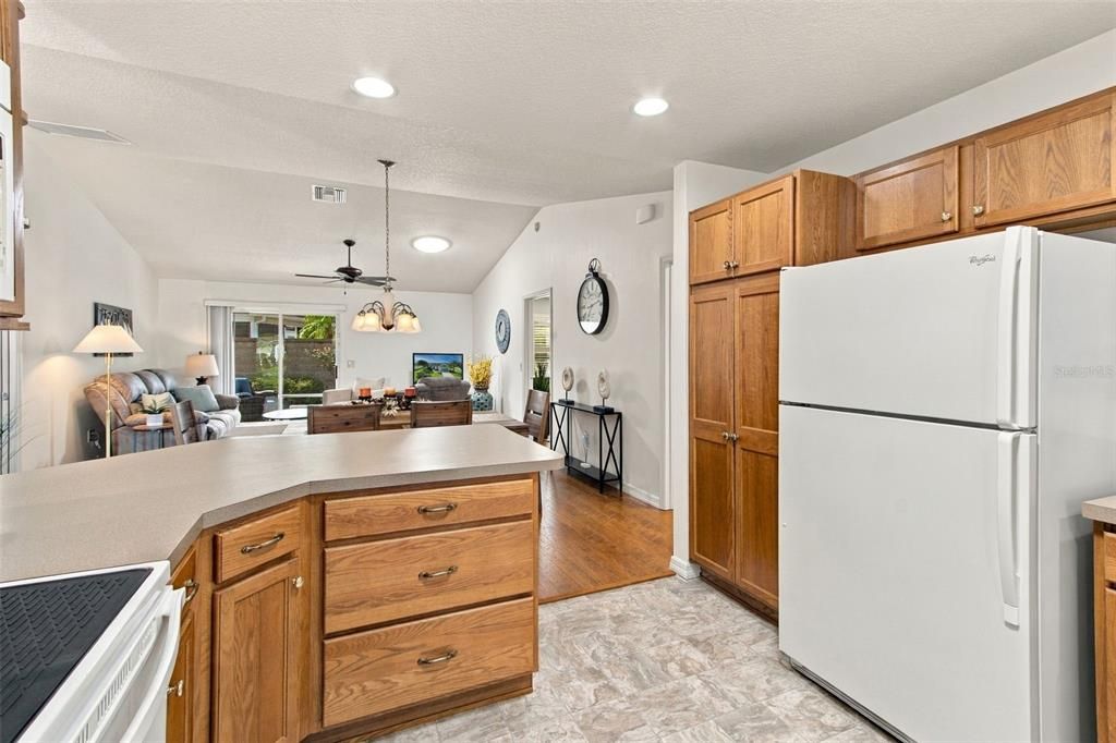 Active With Contract: $349,000 (3 beds, 2 baths, 1377 Square Feet)