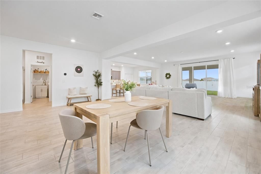 En Venta: $529,900 (5 camas, 3 baños, 3444 Pies cuadrados)