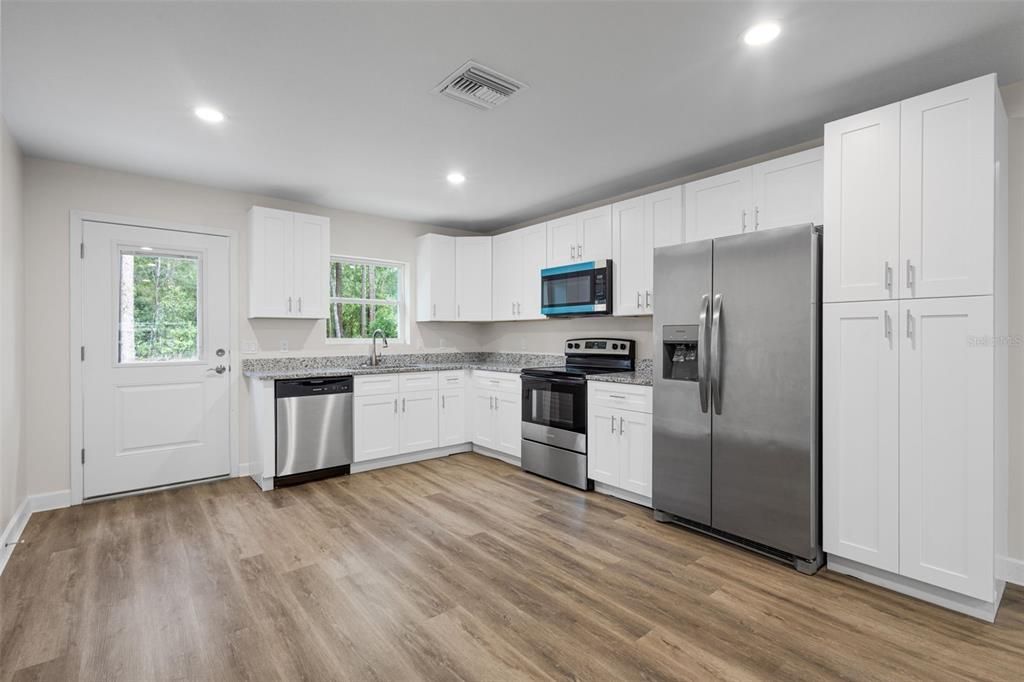 For Sale: $379,000 (4 beds, 0 baths, 2108 Square Feet)
