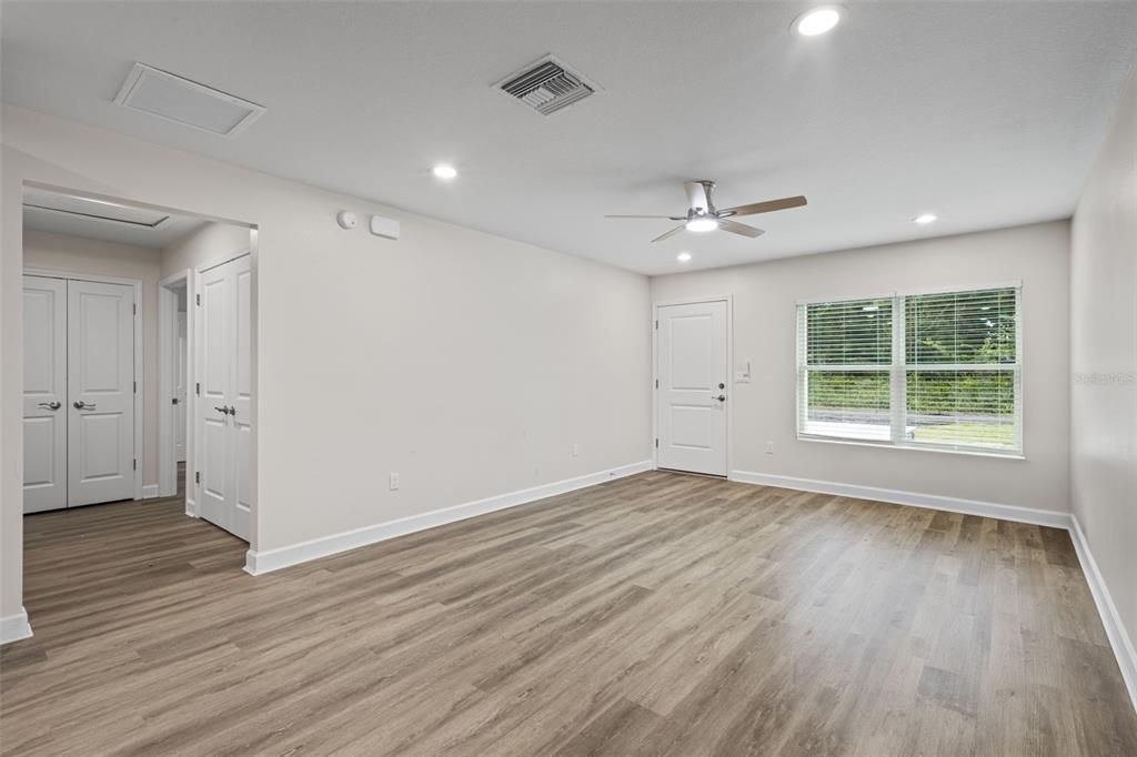 For Sale: $379,000 (4 beds, 0 baths, 2108 Square Feet)
