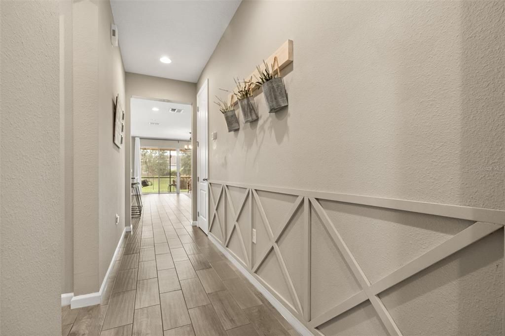 For Sale: $369,900 (4 beds, 3 baths, 1941 Square Feet)