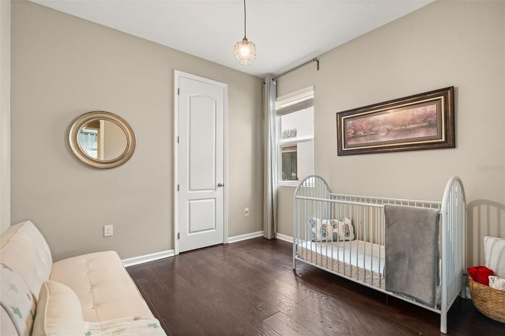For Sale: $369,900 (4 beds, 3 baths, 1941 Square Feet)