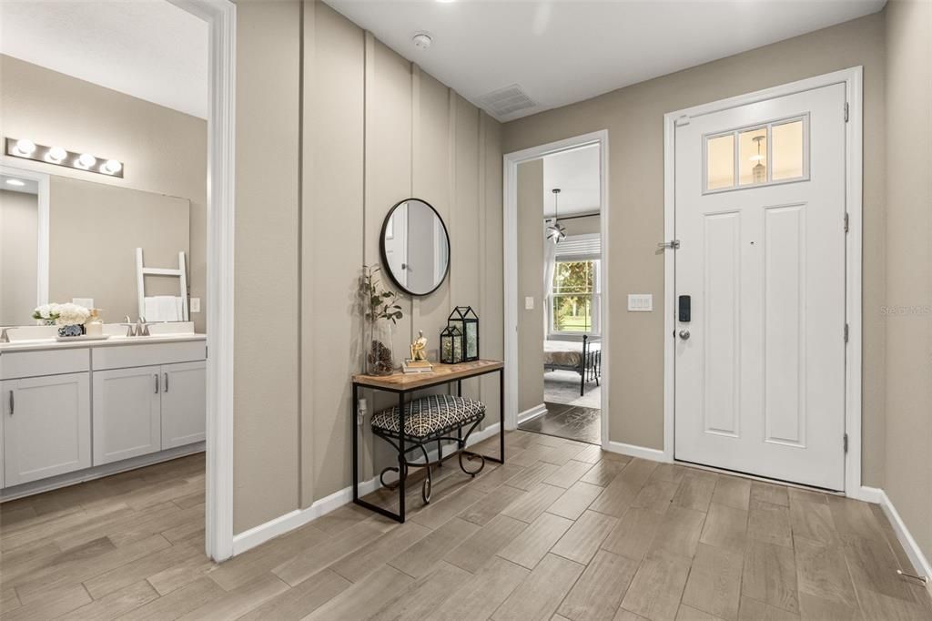 For Sale: $369,900 (4 beds, 3 baths, 1941 Square Feet)