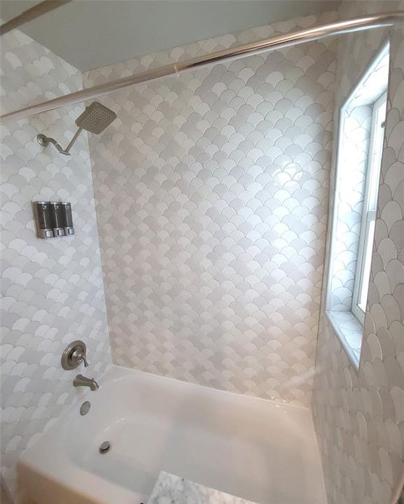 For Rent: $3,600 (3 beds, 2 baths, 1803 Square Feet)