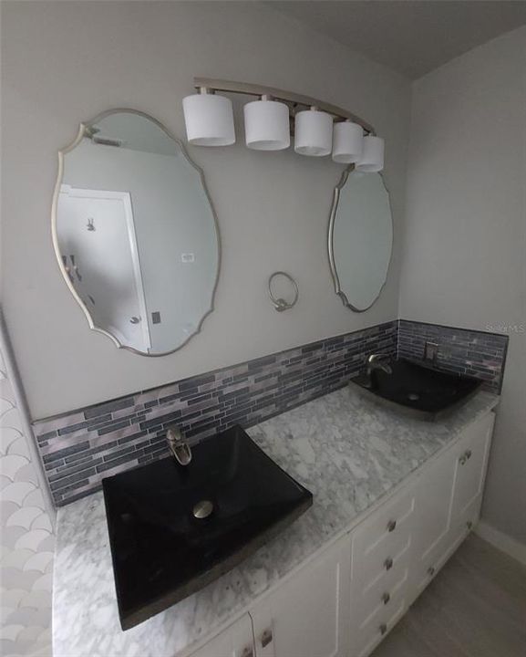 For Rent: $3,600 (3 beds, 2 baths, 1803 Square Feet)