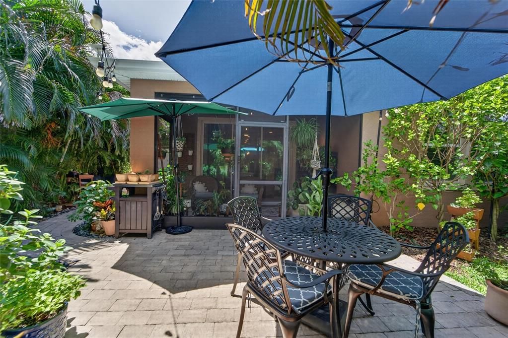 For Sale: $404,999 (3 beds, 2 baths, 1838 Square Feet)