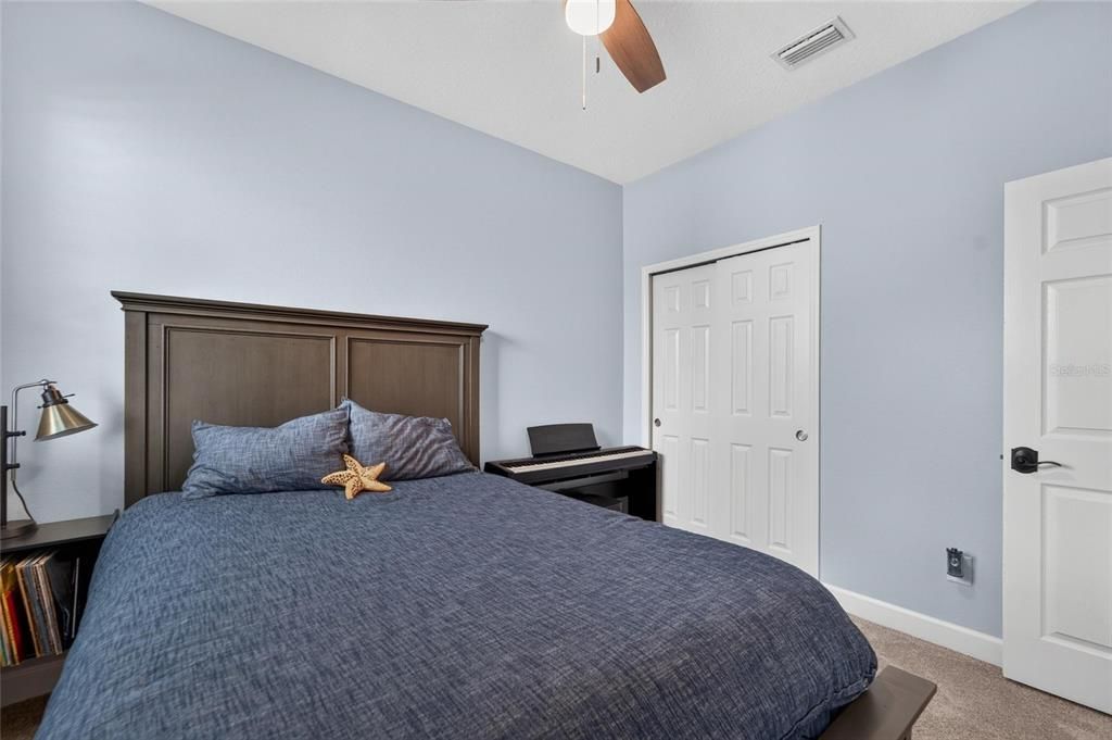 For Sale: $404,999 (3 beds, 2 baths, 1838 Square Feet)