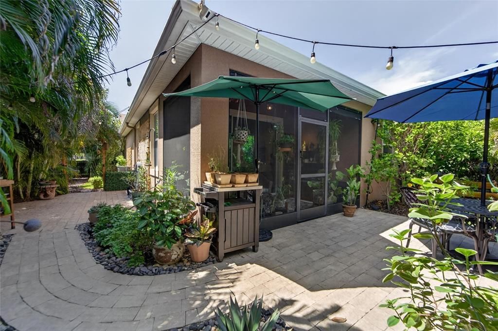 For Sale: $404,999 (3 beds, 2 baths, 1838 Square Feet)