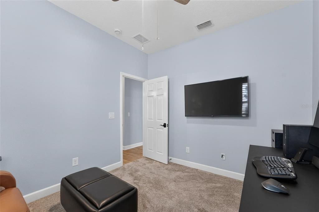 For Sale: $404,999 (3 beds, 2 baths, 1838 Square Feet)