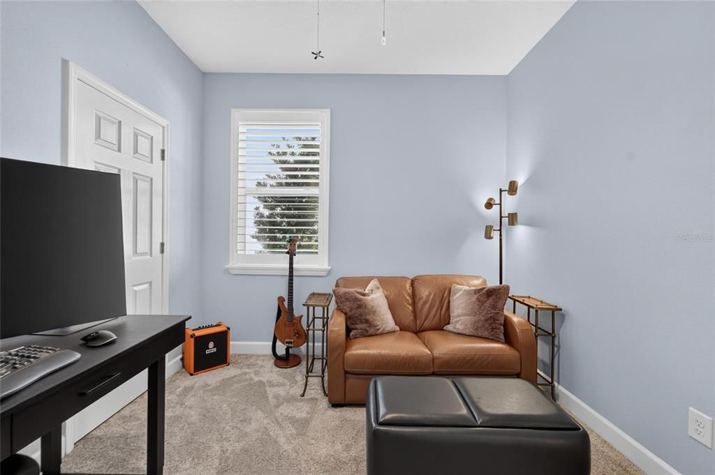 For Sale: $404,999 (3 beds, 2 baths, 1838 Square Feet)