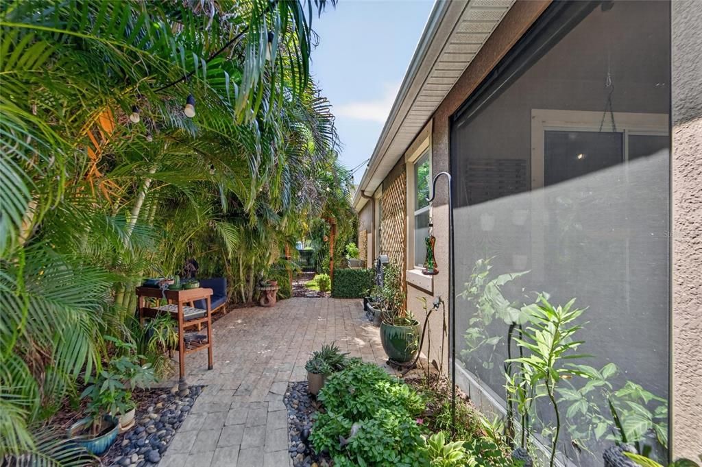 For Sale: $404,999 (3 beds, 2 baths, 1838 Square Feet)