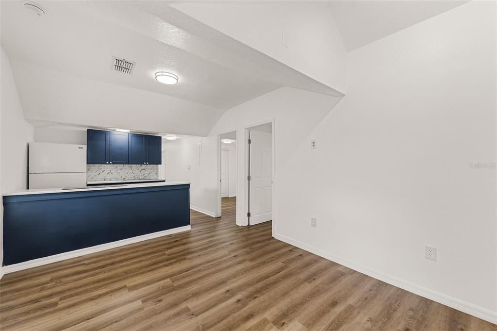 На продажу: $149,000 (3 спален, 2 ванн, 918 Квадратных фут)