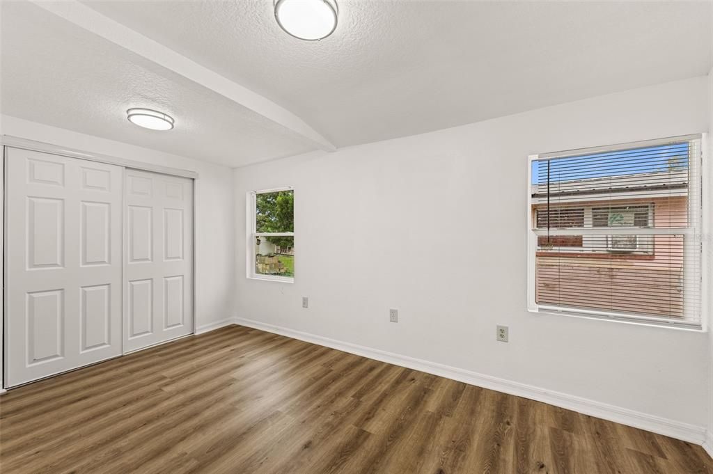 На продажу: $149,000 (3 спален, 2 ванн, 918 Квадратных фут)