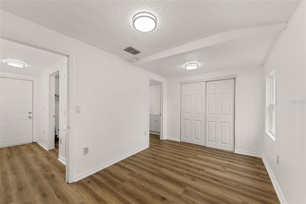 На продажу: $149,000 (3 спален, 2 ванн, 918 Квадратных фут)