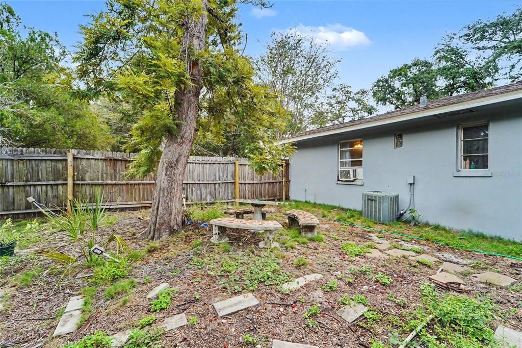 En Venta: $449,000 (4 camas, 1 baños, 1546 Pies cuadrados)