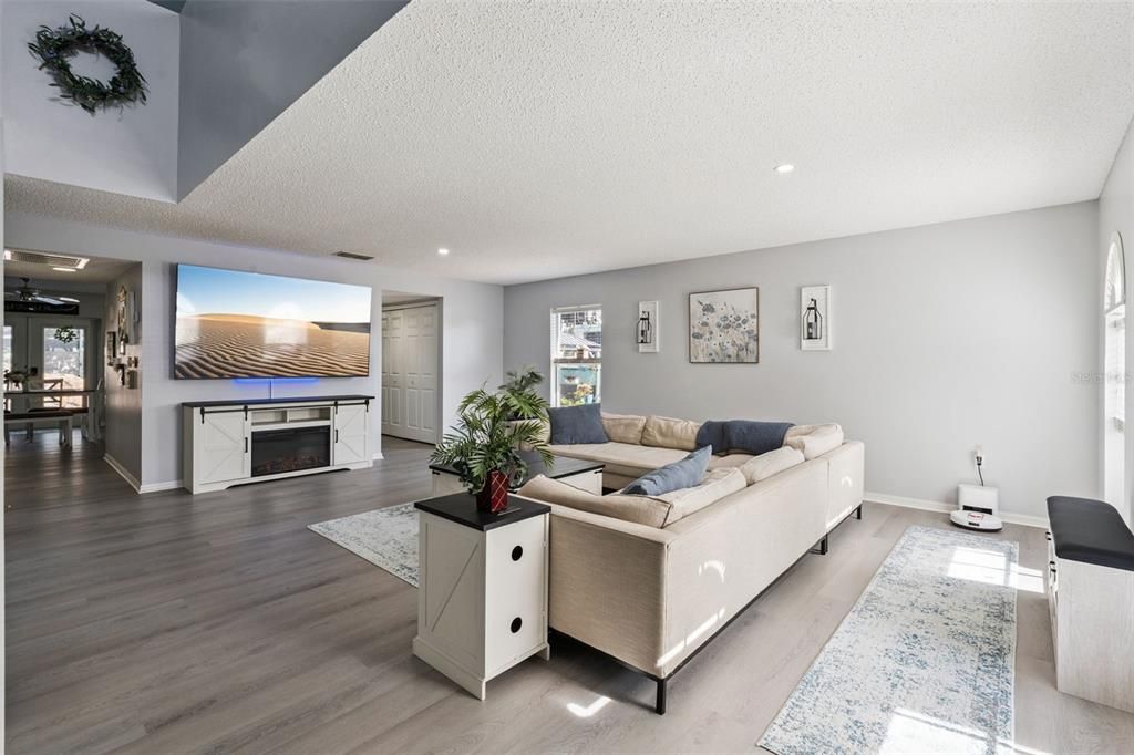 For Sale: $590,000 (4 beds, 3 baths, 2998 Square Feet)