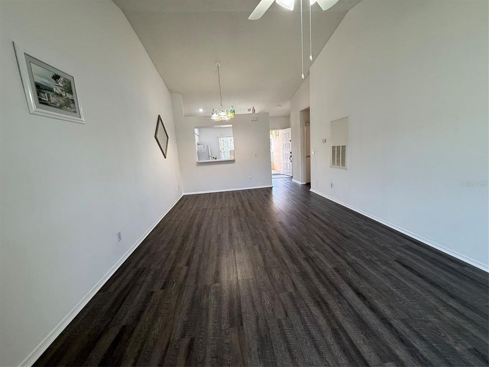 For Rent: $1,500 (2 beds, 2 baths, 1013 Square Feet)