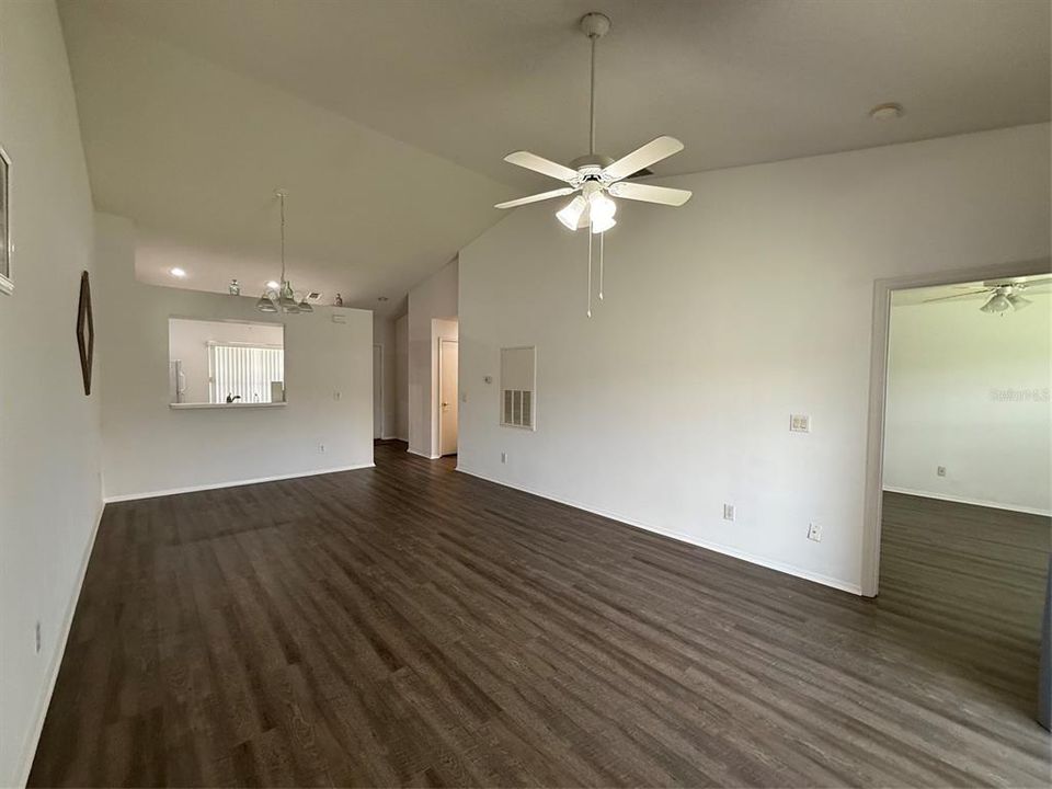 For Rent: $1,500 (2 beds, 2 baths, 1013 Square Feet)