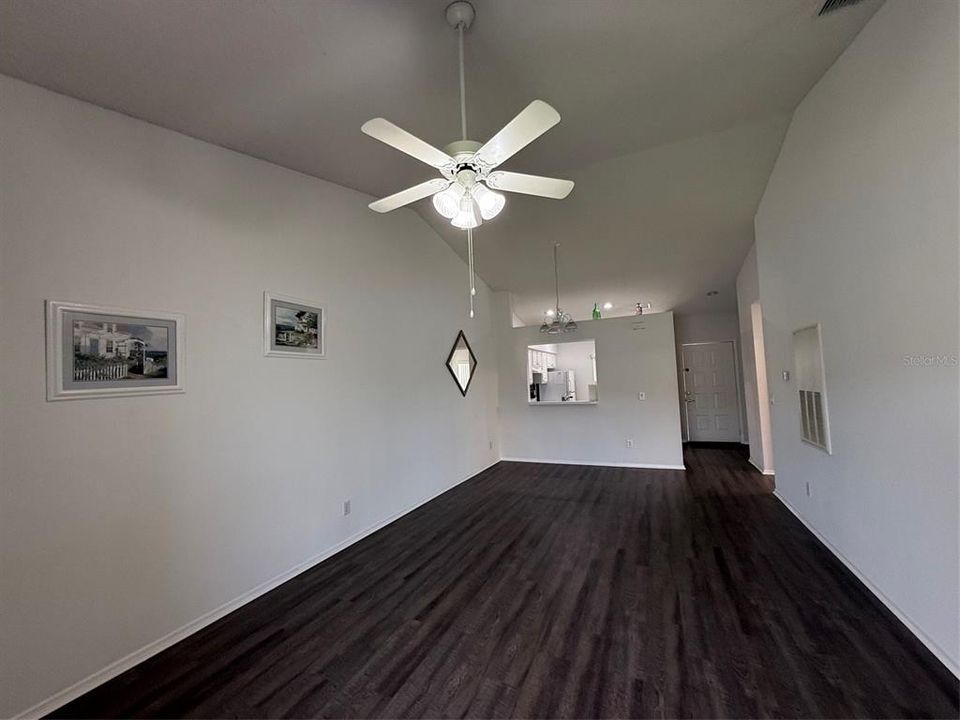 For Rent: $1,500 (2 beds, 2 baths, 1013 Square Feet)