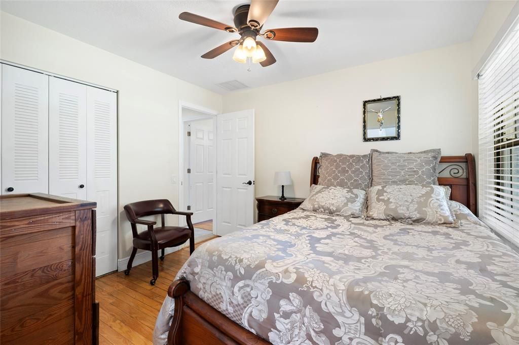 For Sale: $700,000 (4 beds, 2 baths, 2424 Square Feet)