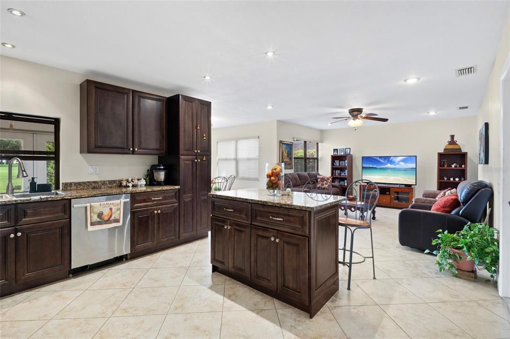 For Sale: $700,000 (4 beds, 2 baths, 2424 Square Feet)
