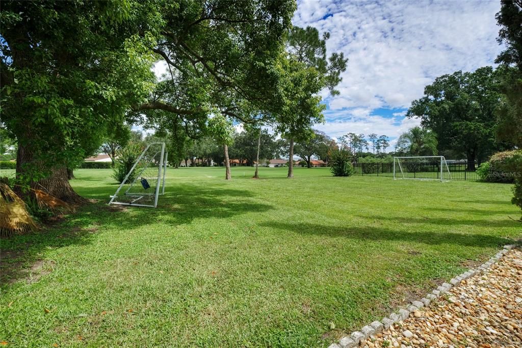 For Sale: $700,000 (4 beds, 2 baths, 2424 Square Feet)