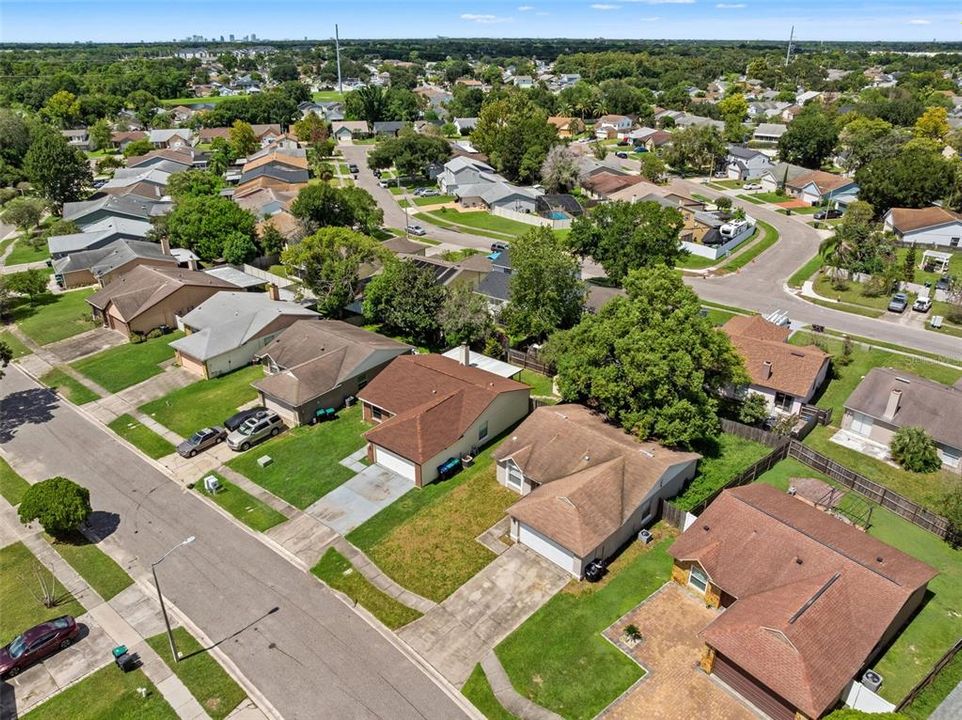 На продажу: $333,900 (3 спален, 2 ванн, 1218 Квадратных фут)