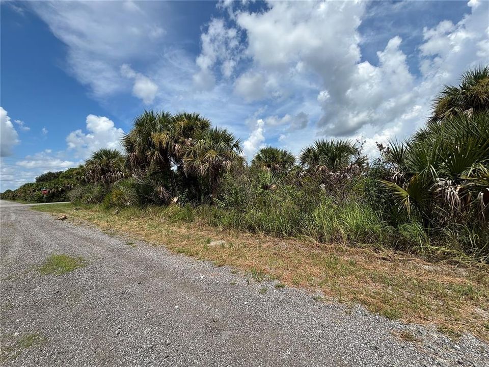 En Venta: $30,000 (0.23 acres)