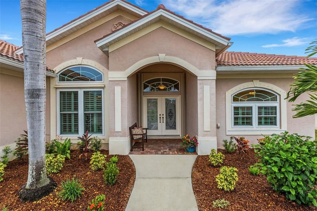 Active With Contract: $469,000 (3 beds, 2 baths, 2062 Square Feet)