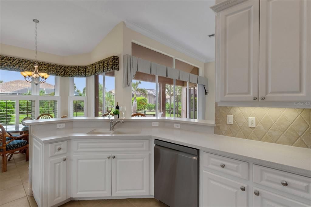 Active With Contract: $469,000 (3 beds, 2 baths, 2062 Square Feet)