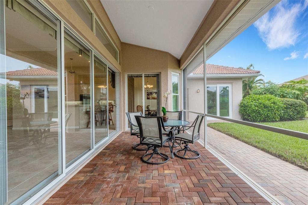 Active With Contract: $469,000 (3 beds, 2 baths, 2062 Square Feet)