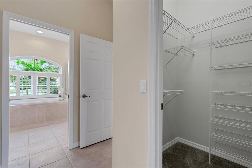 Active With Contract: $469,000 (3 beds, 2 baths, 2062 Square Feet)