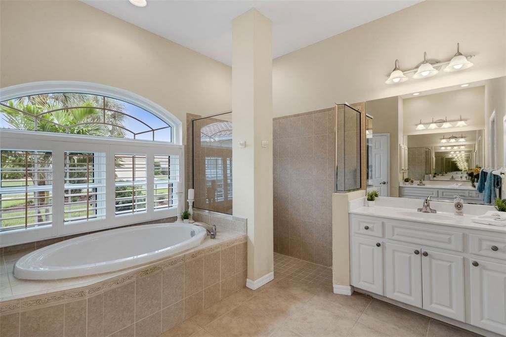 Active With Contract: $469,000 (3 beds, 2 baths, 2062 Square Feet)