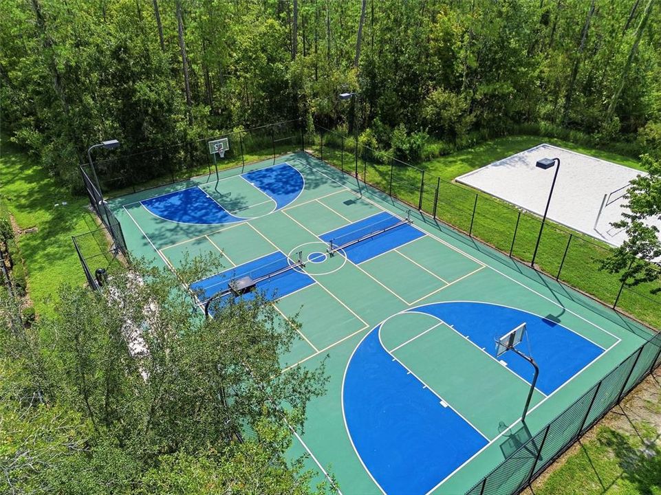 For Sale: $339,900 (3 beds, 2 baths, 1296 Square Feet)