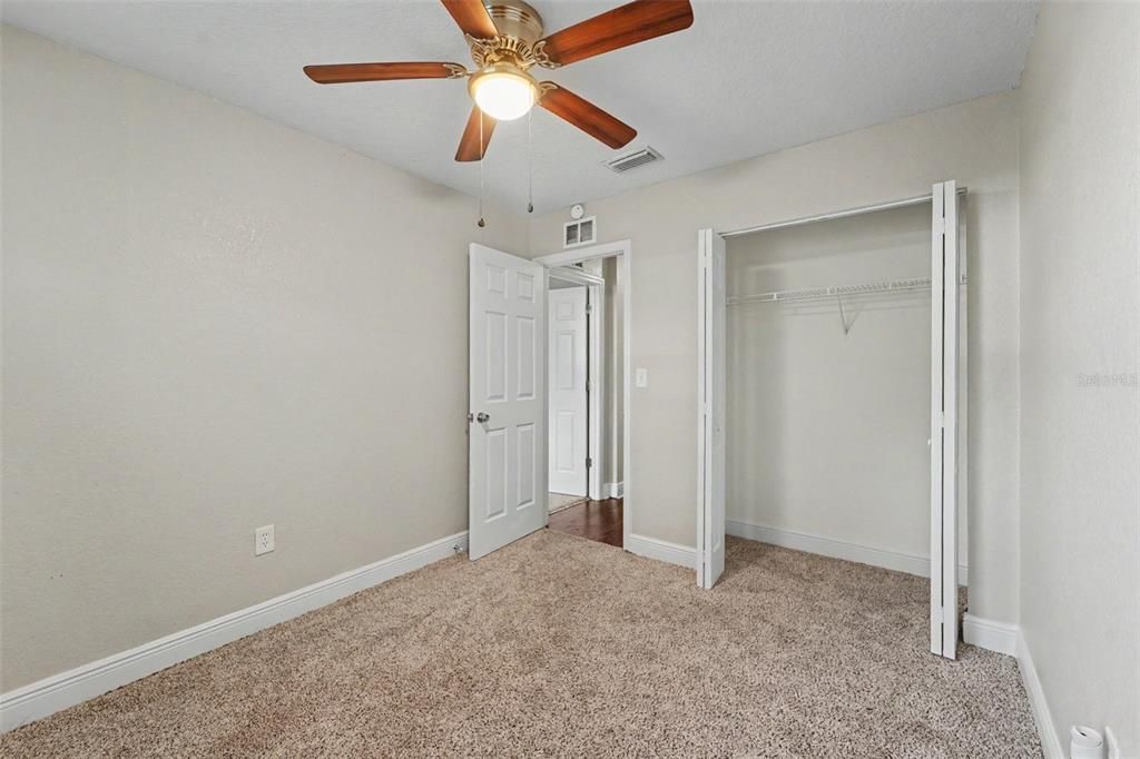 For Sale: $294,900 (4 beds, 2 baths, 1670 Square Feet)
