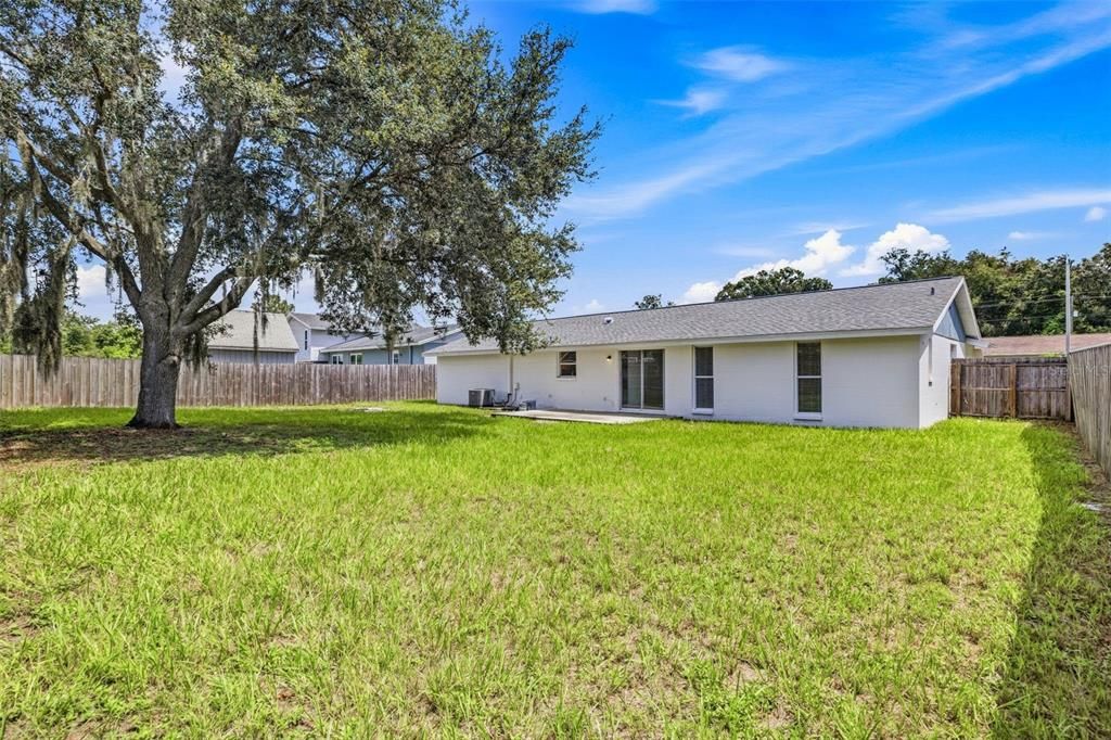 For Sale: $410,000 (4 beds, 2 baths, 1421 Square Feet)