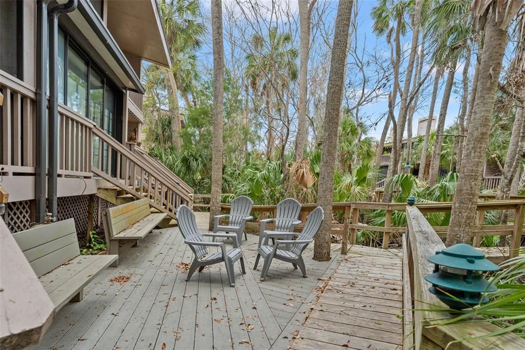 For Sale: $290,000 (2 beds, 2 baths, 1339 Square Feet)