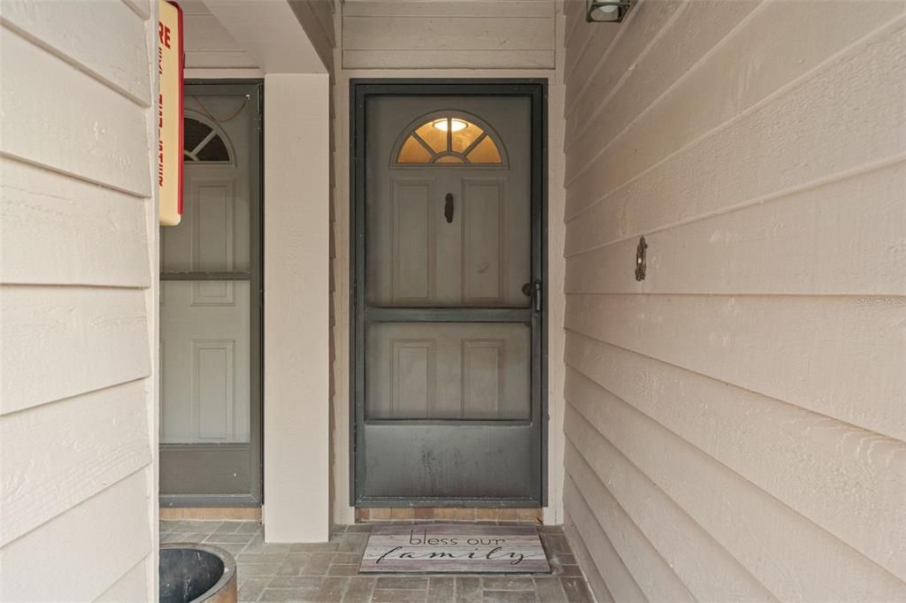 For Sale: $290,000 (2 beds, 2 baths, 1339 Square Feet)