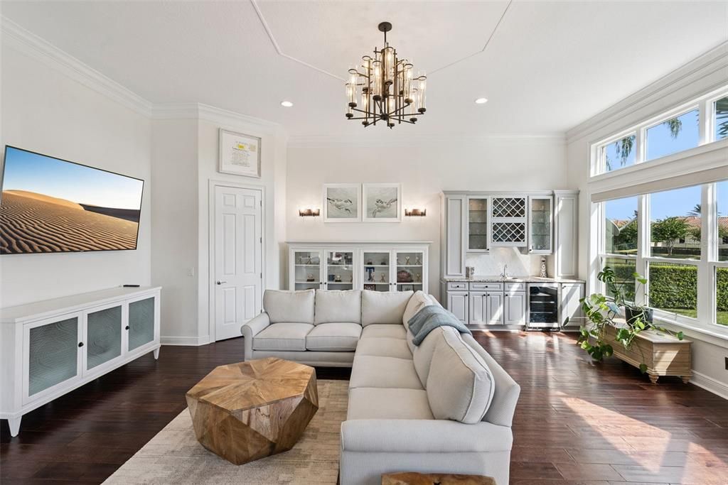 For Sale: $1,849,000 (4 beds, 4 baths, 4604 Square Feet)