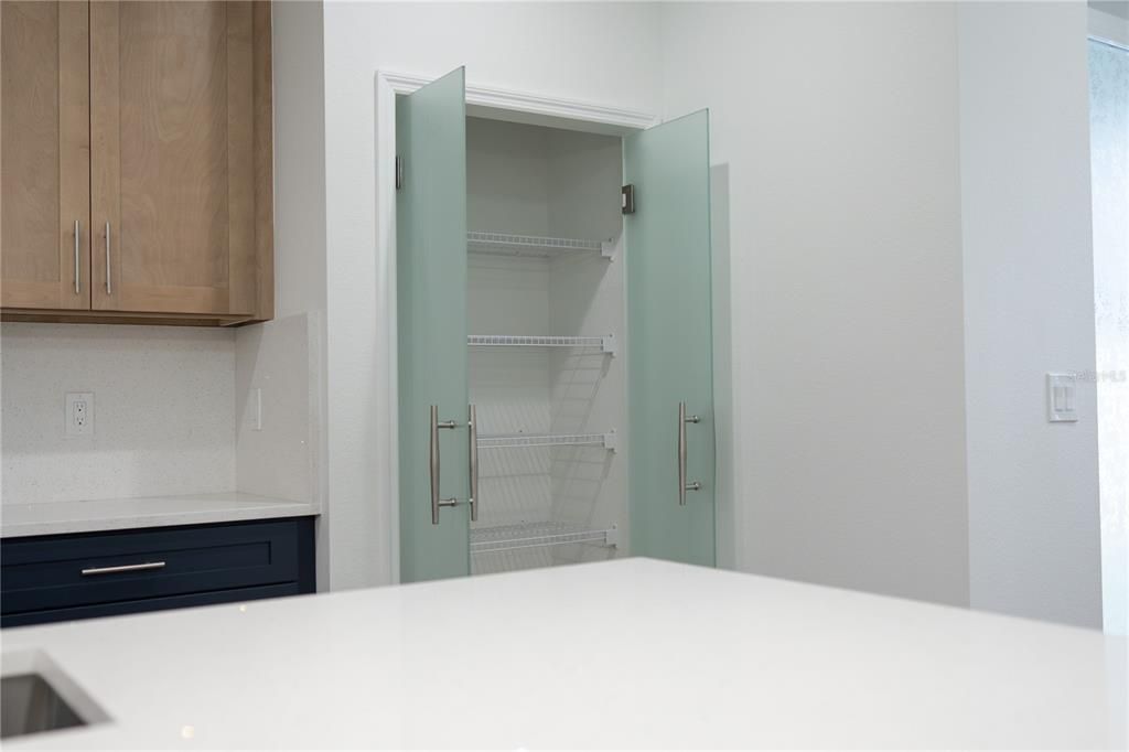 En Venta: $410,000 (3 camas, 2 baños, 1388 Pies cuadrados)