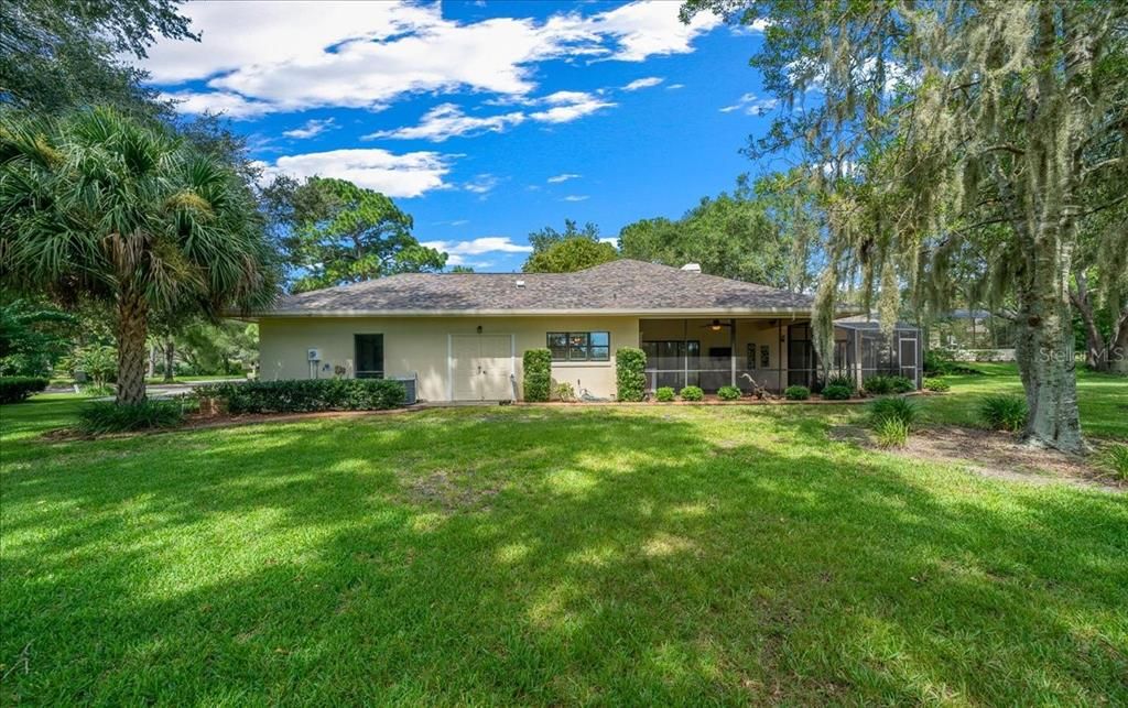 For Rent: $3,400 (3 beds, 2 baths, 2350 Square Feet)
