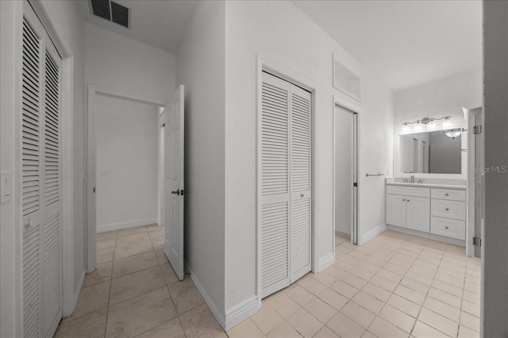 For Rent: $3,400 (3 beds, 2 baths, 2350 Square Feet)
