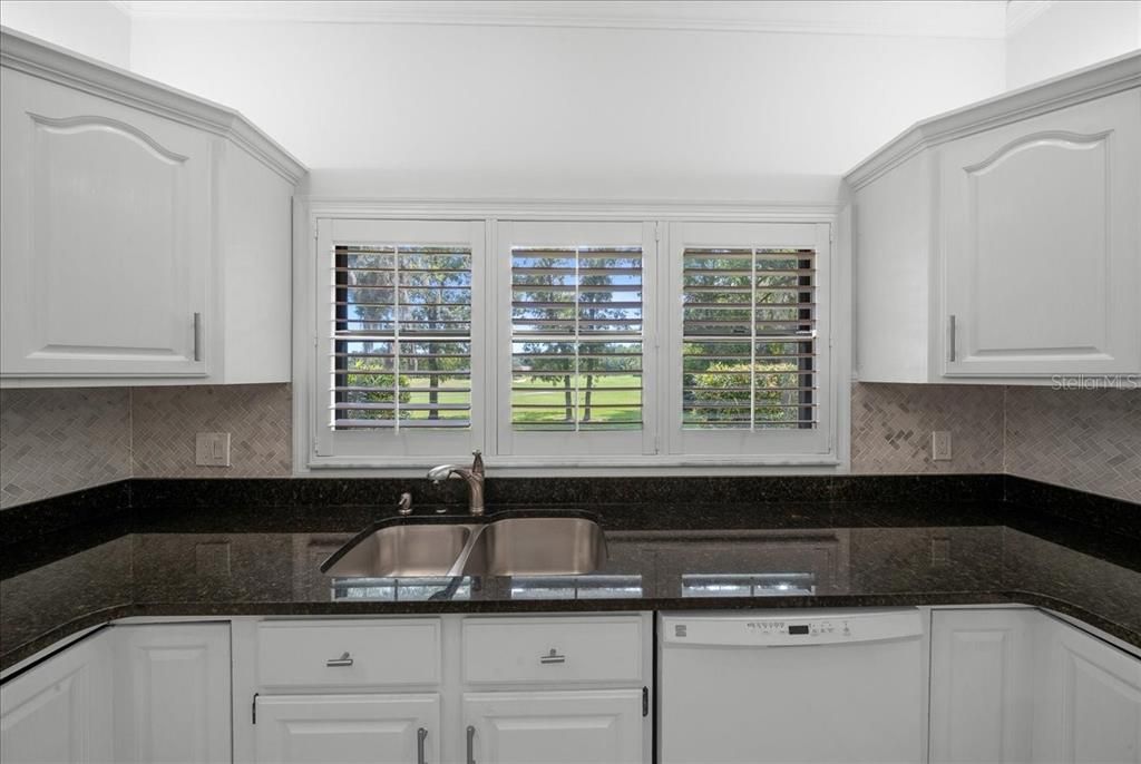 For Rent: $3,400 (3 beds, 2 baths, 2350 Square Feet)