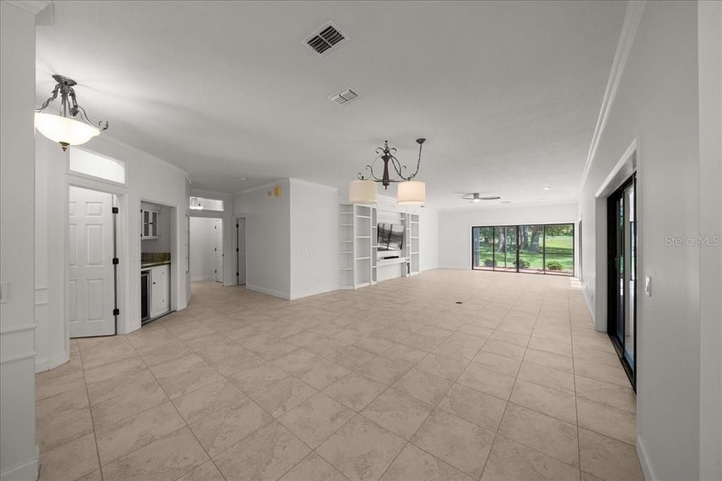 For Rent: $3,400 (3 beds, 2 baths, 2350 Square Feet)