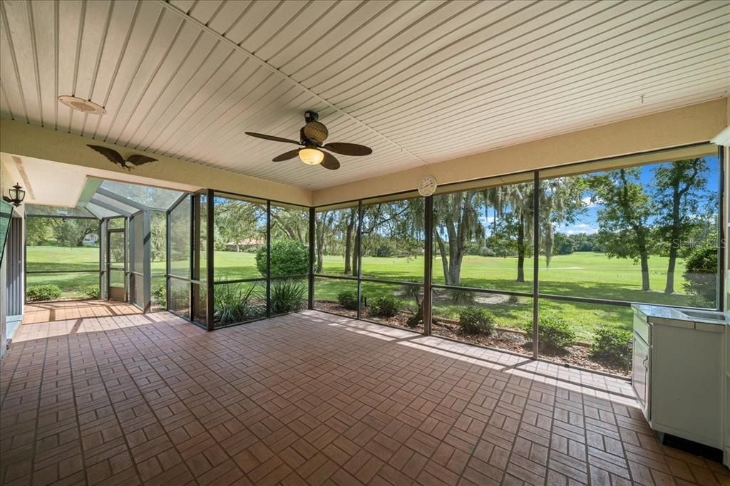 For Rent: $3,400 (3 beds, 2 baths, 2350 Square Feet)