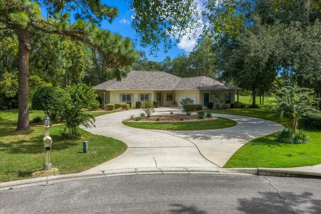 For Rent: $3,400 (3 beds, 2 baths, 2350 Square Feet)