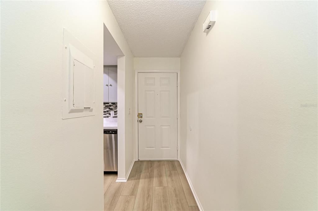 В аренду: $1,650 (2 спален, 2 ванн, 914 Квадратных фут)