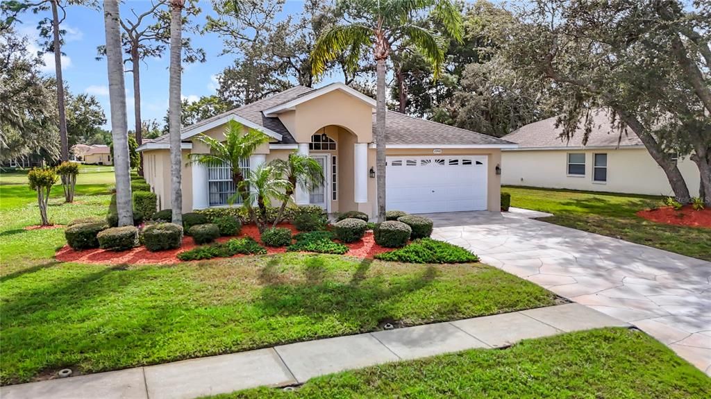 For Sale: $314,900 (3 beds, 2 baths, 1587 Square Feet)