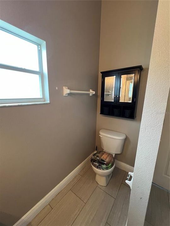For Sale: $279,900 (3 beds, 2 baths, 1374 Square Feet)