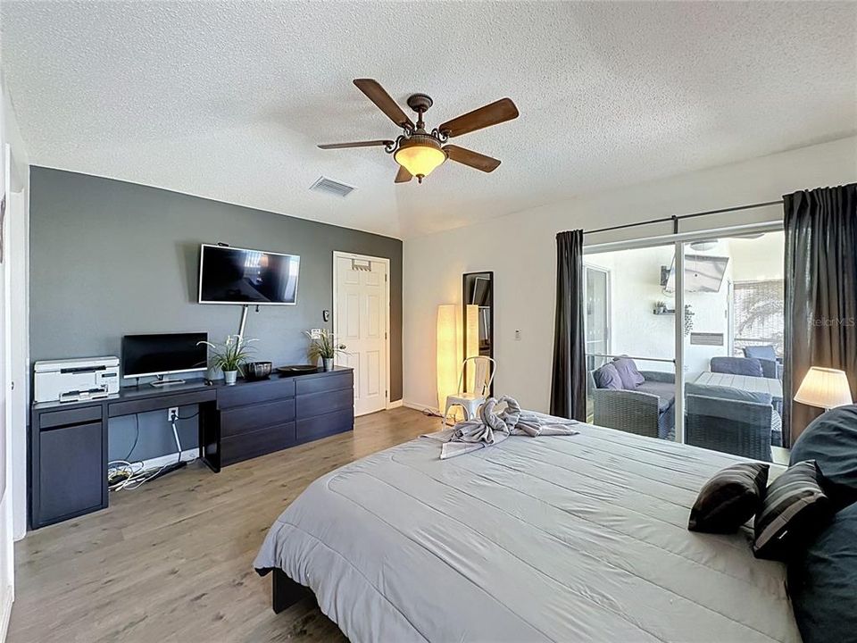 For Sale: $369,000 (4 beds, 3 baths, 1542 Square Feet)